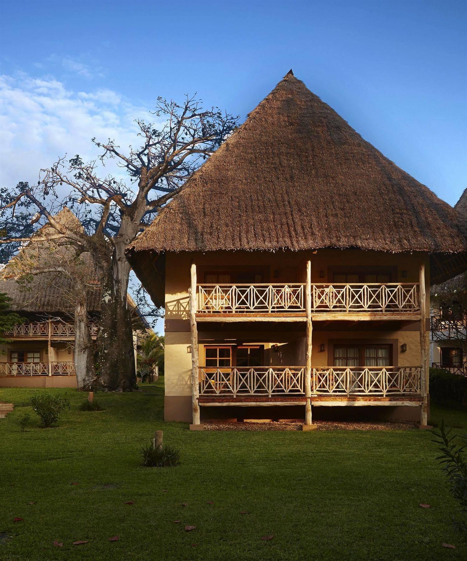 Neptune Palm Beach Boutique Resort&Spa - All Inclusive Galu Extérieur photo
